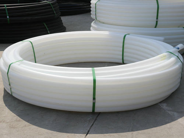 PE塑料管應該怎樣增白？